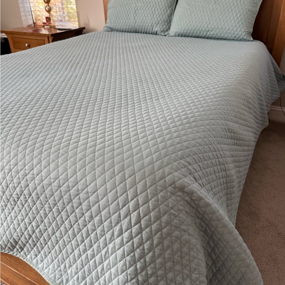 Quilt and shams